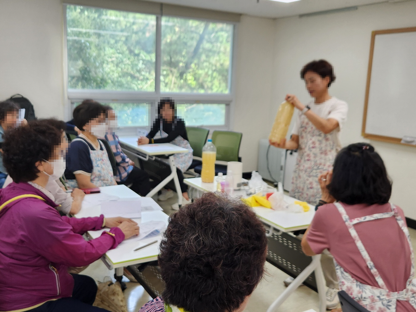 7월 10일 천연 해충 방제액 만들기[수정]